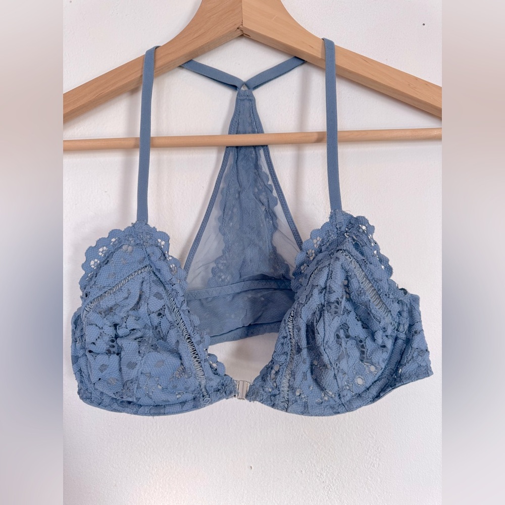 Victoria Secret - Blue Unlined Plunge - 34C